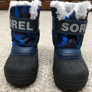 Sorel toddler snow commander boots